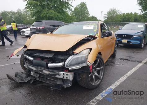 2009 Infiniti G37 Journey z USA, uszkodzony, nr VIN JNKCV64E29M605939